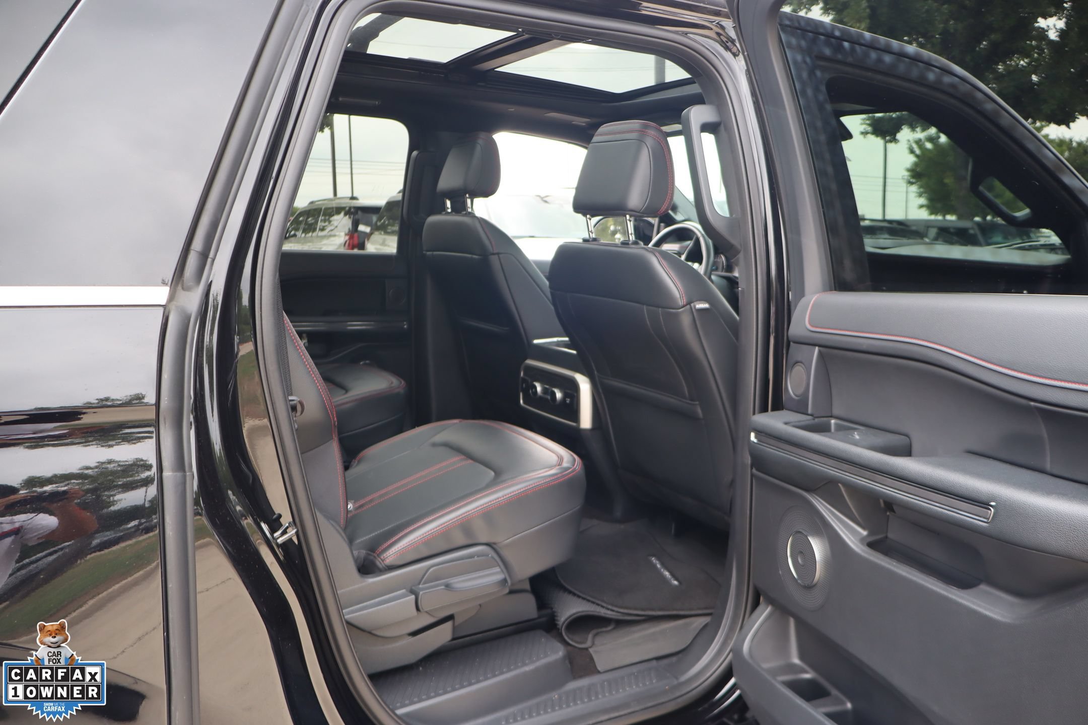 Used 2023 Ford Expedition Max Limited AWD/4WD image 29