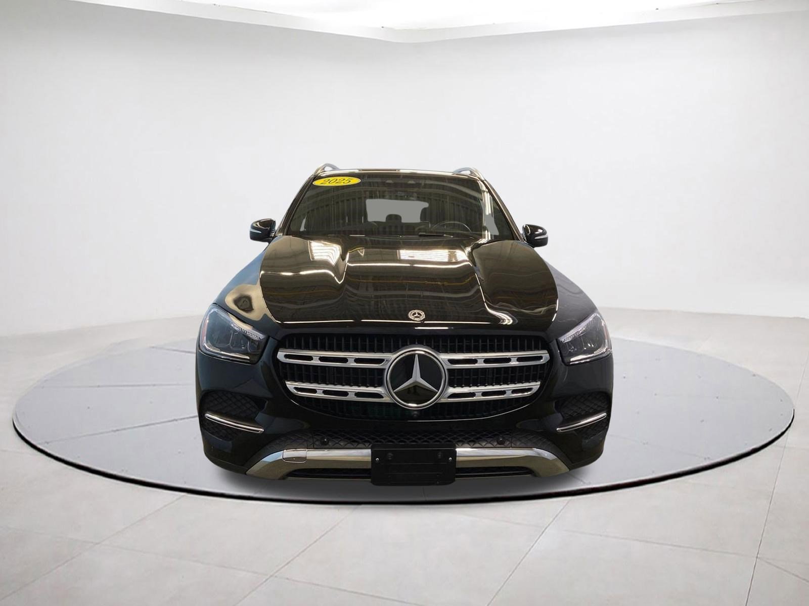 Used 2025 Mercedes-Benz GLE 350 4MATIC image 2