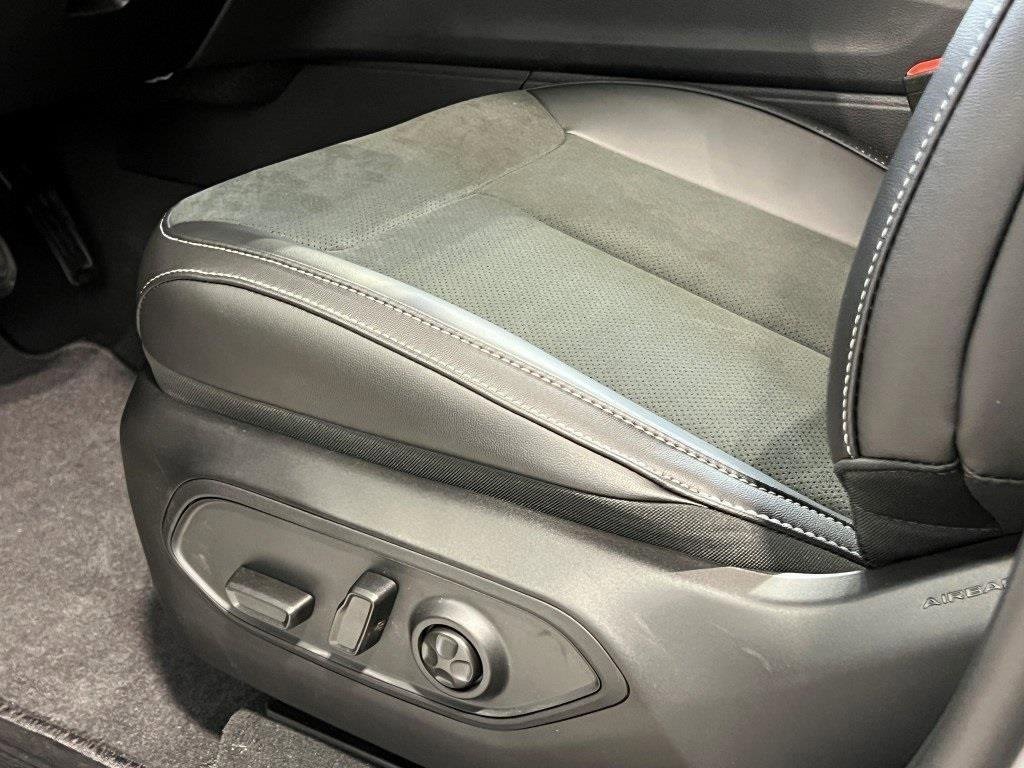 New 2025 Jeep Grand Cherokee L Altitude image 15