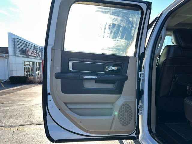 Used 2015 RAM 3500 Laramie Longhorn image 21