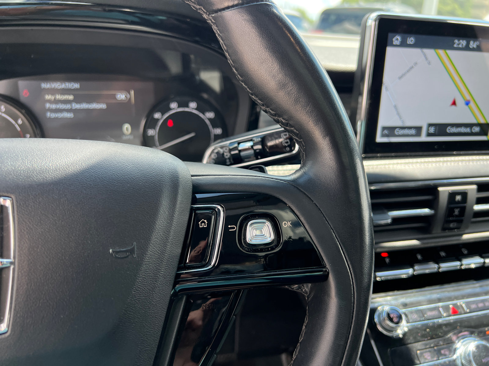 Certified 2022 Lincoln Corsair AWD w/ Premium Package image 18