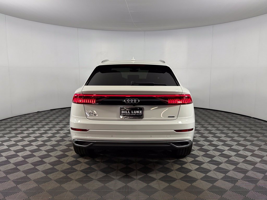 Used 2023 Audi Q8 Premium w/ Convenience Package AWD/4WD image 8