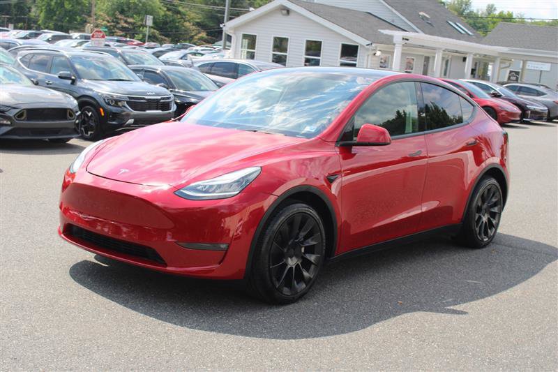 Used 2022 Tesla Model Y Long Range AWD/4WD image 3