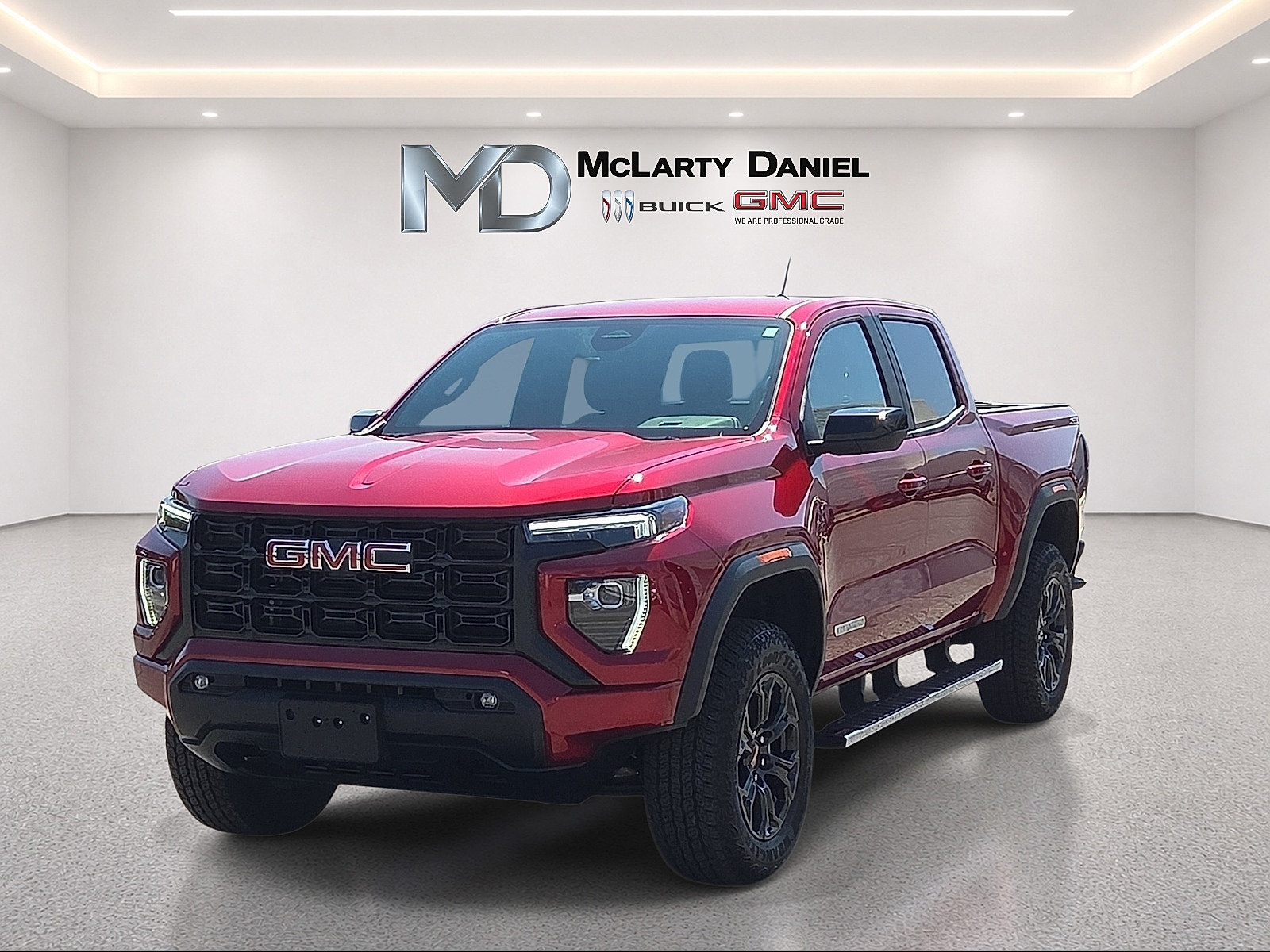 Used 2025 GMC Canyon Elevation w/ Convenience Package AWD/4WD image 3