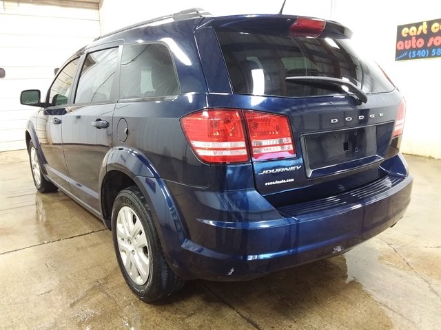 Used 2017 Dodge Journey SE w/ Flexible Seating Group image 6