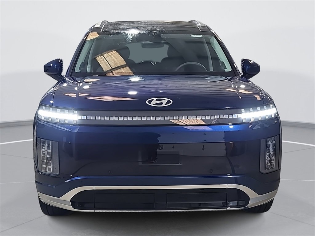 New 2026 Hyundai Ioniq 9 Calligraphy image 2