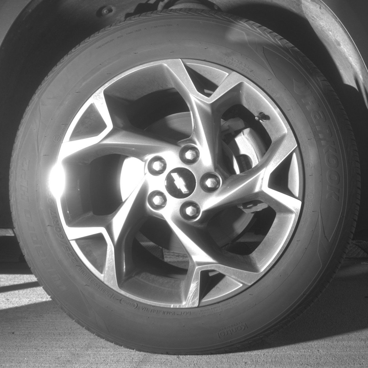 Used 2025 Chevrolet Trax LT FWD image 13