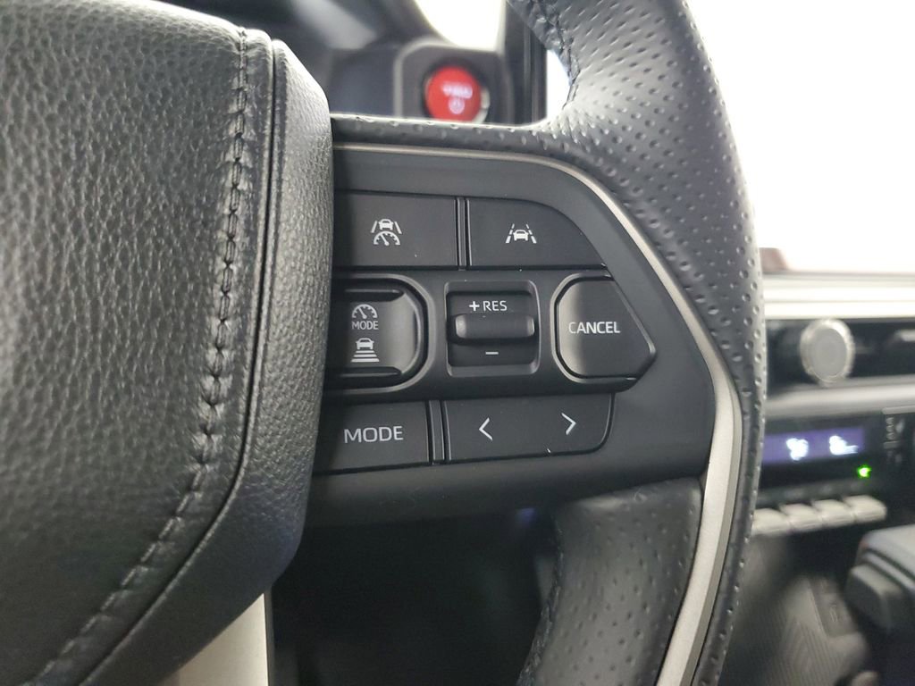 Used 2025 Toyota 4Runner TRD Off-Road Premium image 26