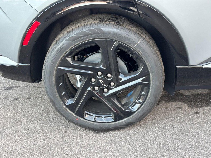 New 2026 Chevrolet Equinox EV RS image 32