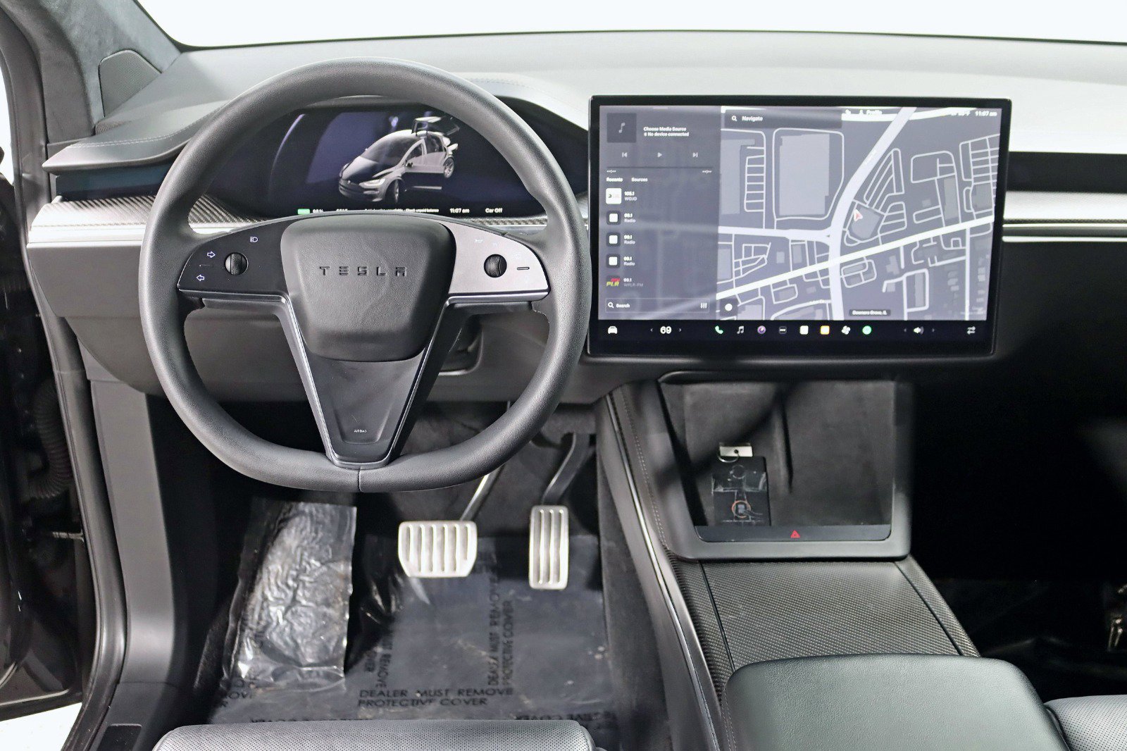 Used 2022 Tesla Model X Plaid image 15