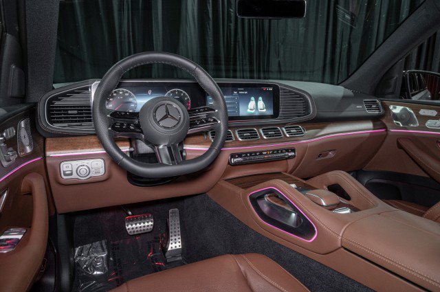 New 2026 Mercedes-Benz GLS 450 4MATIC image 19