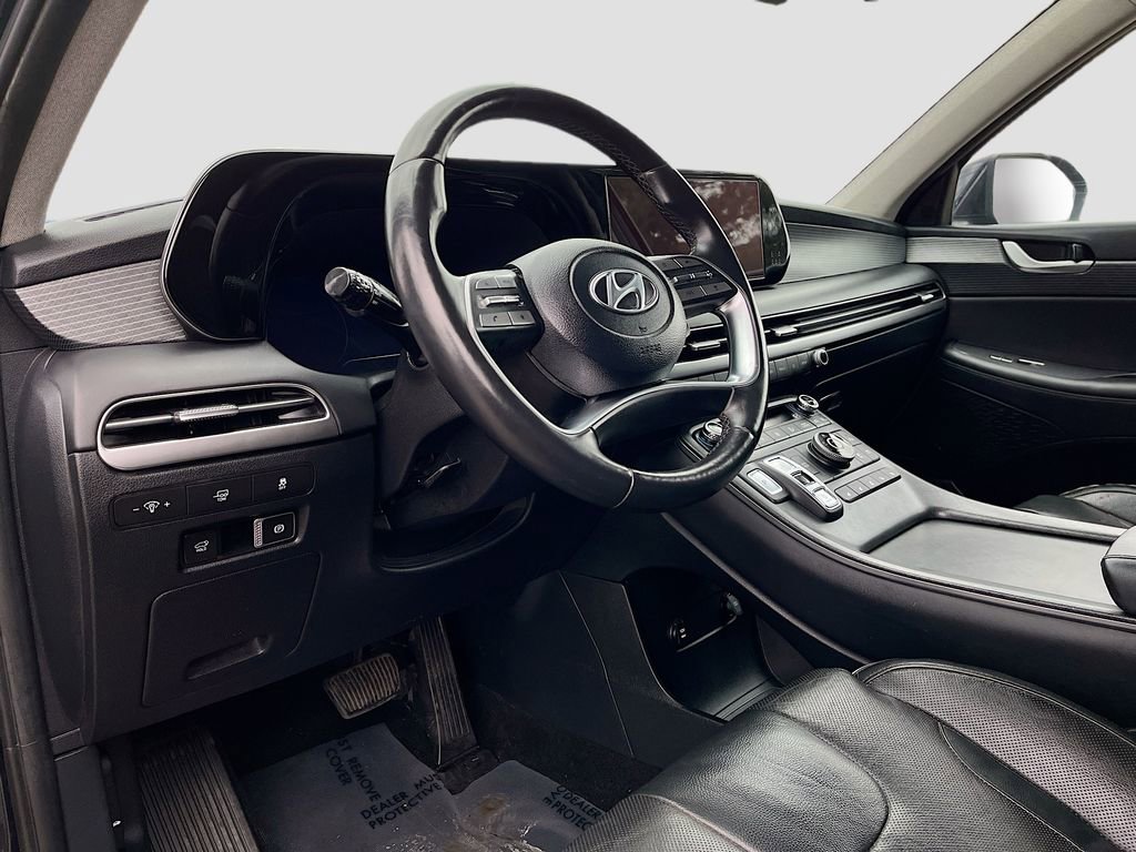 Used 2023 Hyundai Palisade Limited w/ Cargo Package image 9