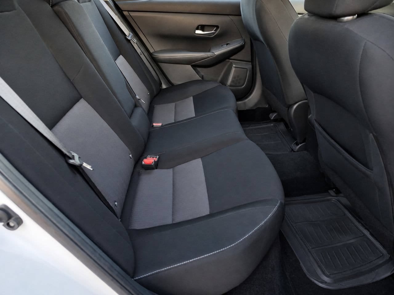 Used 2022 Nissan Sentra SV w/ All-Weather Package FWD image 37