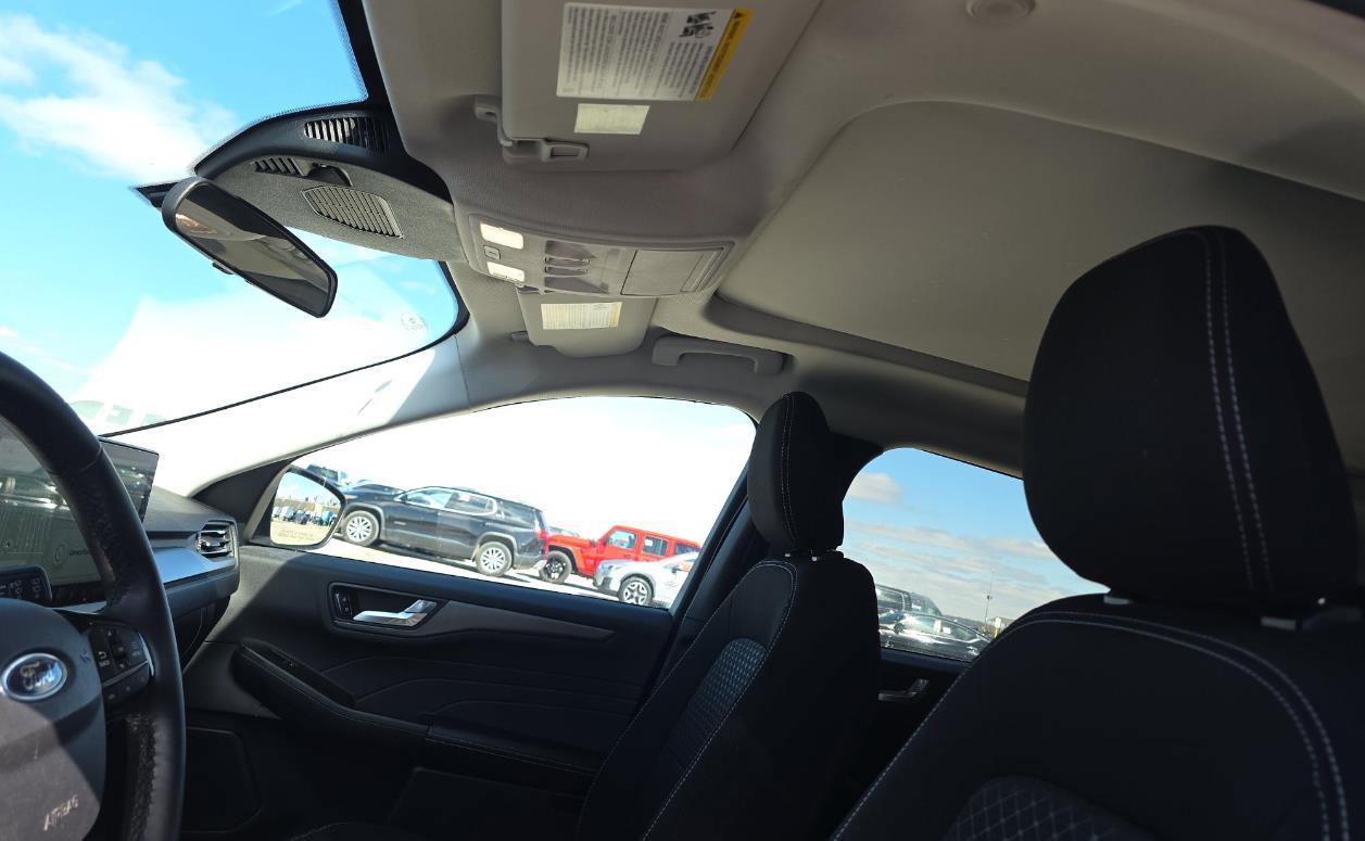 Used 2024 Ford Escape Active w/ Tech Pack #2 FWD image 7