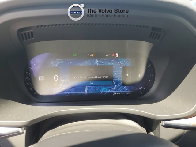 Certified 2024 Volvo XC60 B5 Plus AWD/4WD image 20