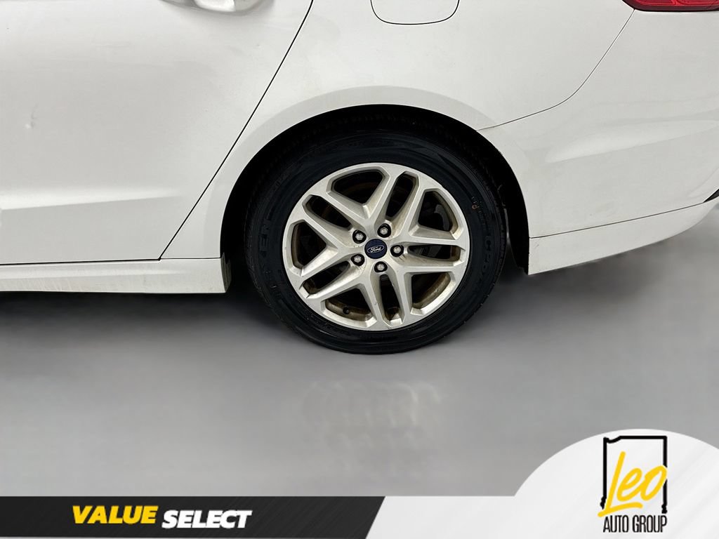 Used 2013 Ford Fusion SE FWD image 31