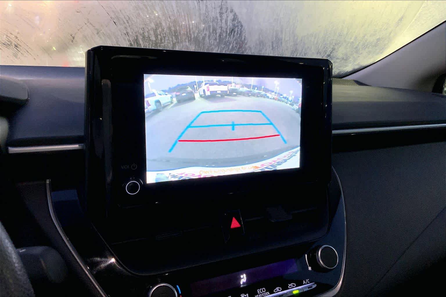 Used 2023 Toyota Corolla LE FWD image 28
