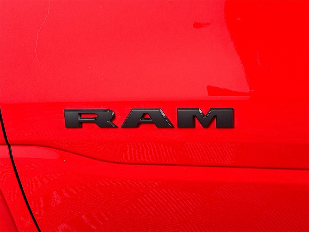 Used 2025 RAM 1500 Laramie w/ Night Edition image 29
