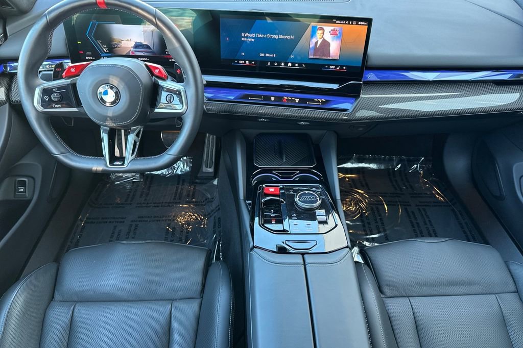 Used 2025 BMW M5 w/ Carbon Package image 14