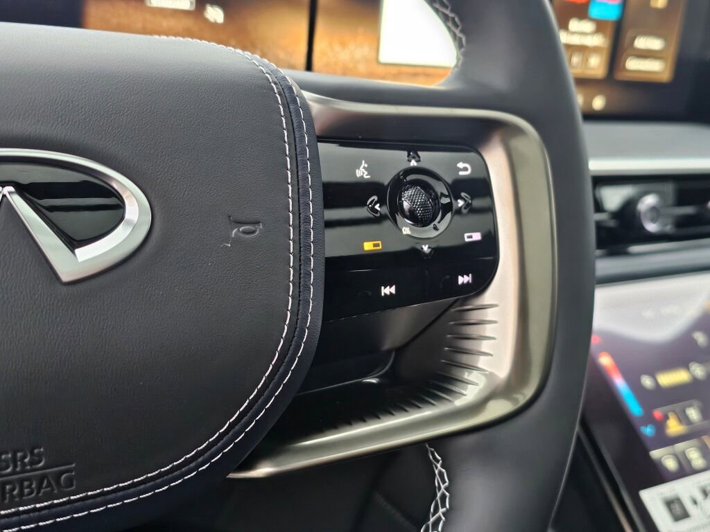 New 2026 INFINITI QX80 4WD image 33