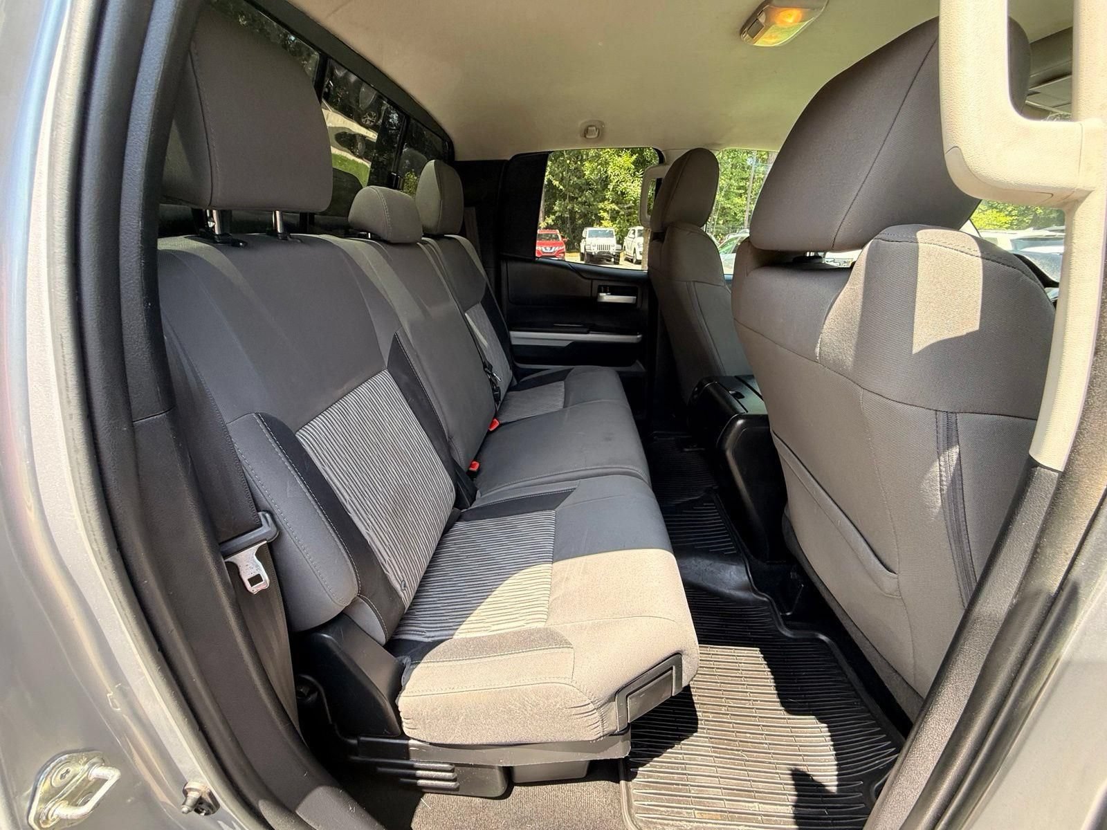 Used 2016 Toyota Tundra SR5 w/ SR5 Upgrade Package RWD image 26
