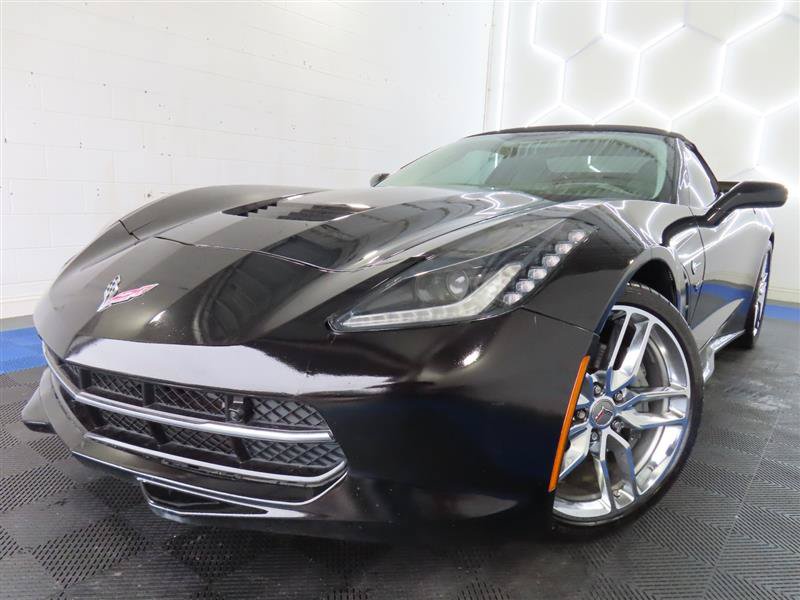 Used 2019 Chevrolet Corvette Stingray Convertible w/ 3LT Preferred Equipment Group RWD image 2