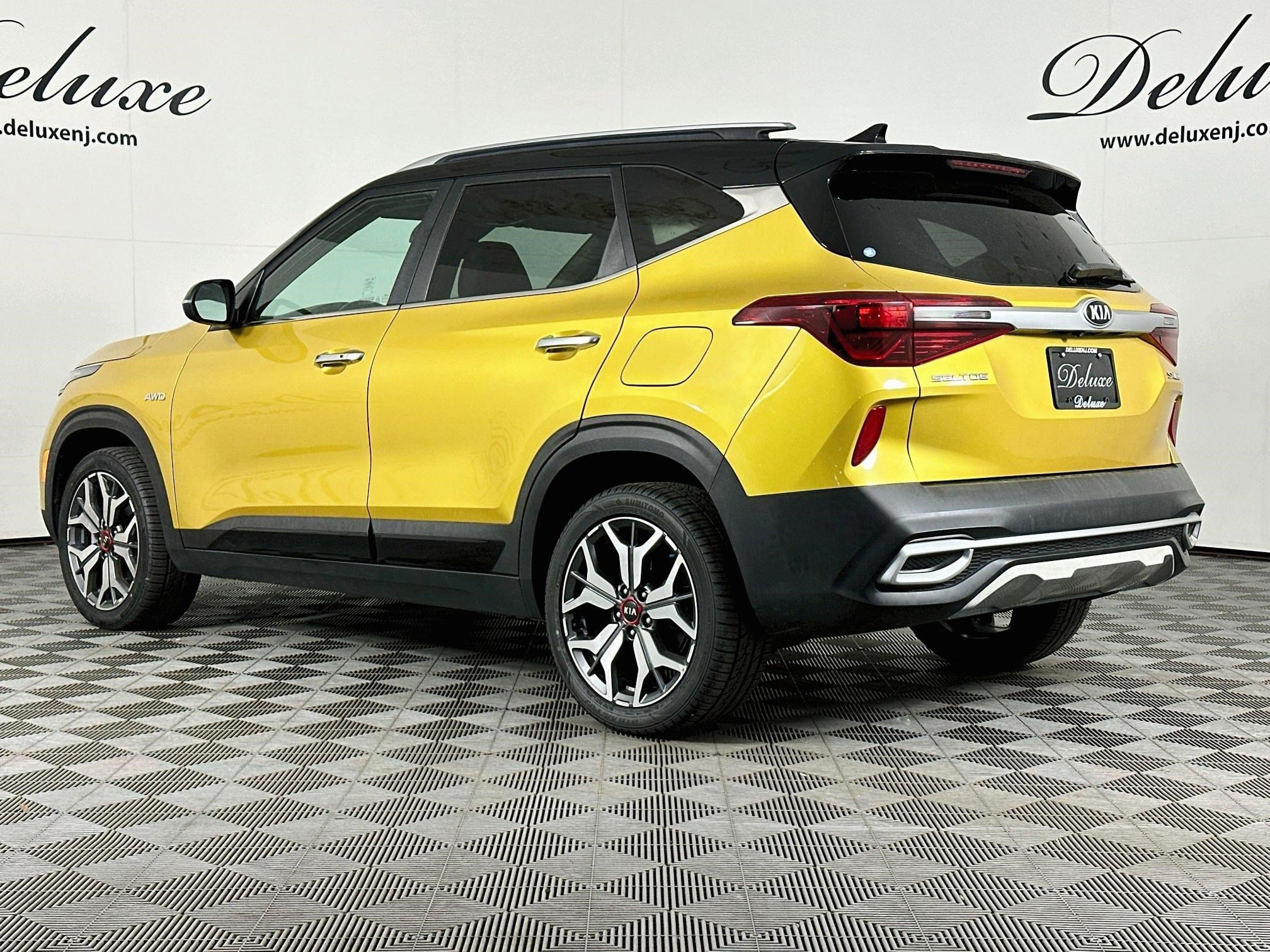 Used 2021 Kia Seltos SX AWD/4WD image 4