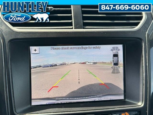 Used 2019 Ford Explorer XLT w/ Equipment Group 202A AWD/4WD image 26