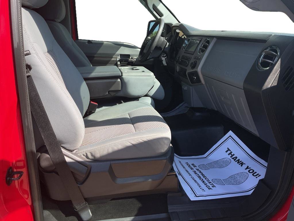 Used 2013 Ford F250 XLT w/ Snow Plow Prep Pkg AWD/4WD image 8