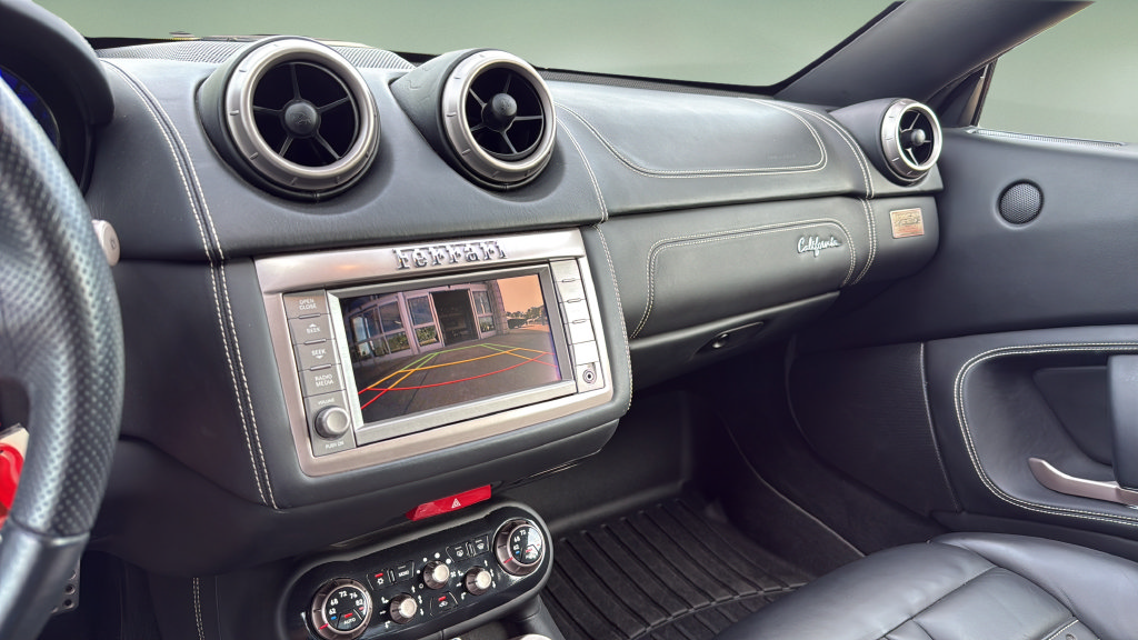 Used 2012 Ferrari California RWD image 48
