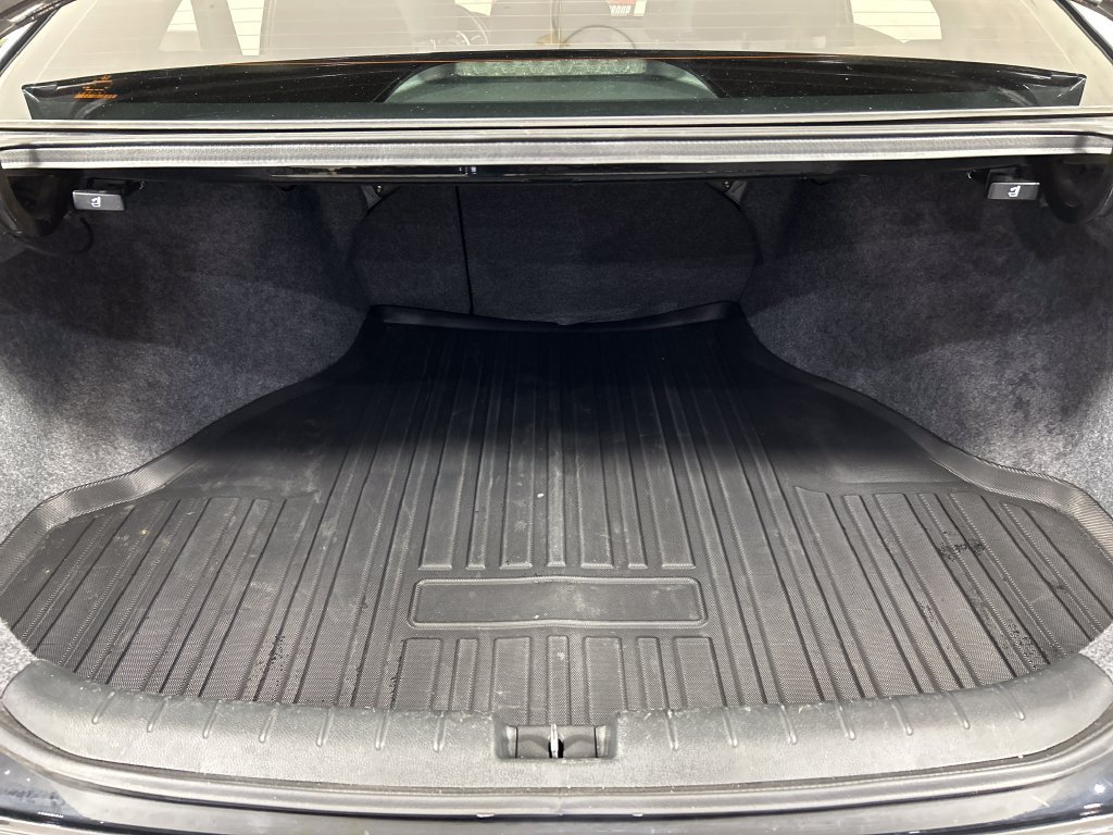 Used 2017 Honda Accord Touring image 19