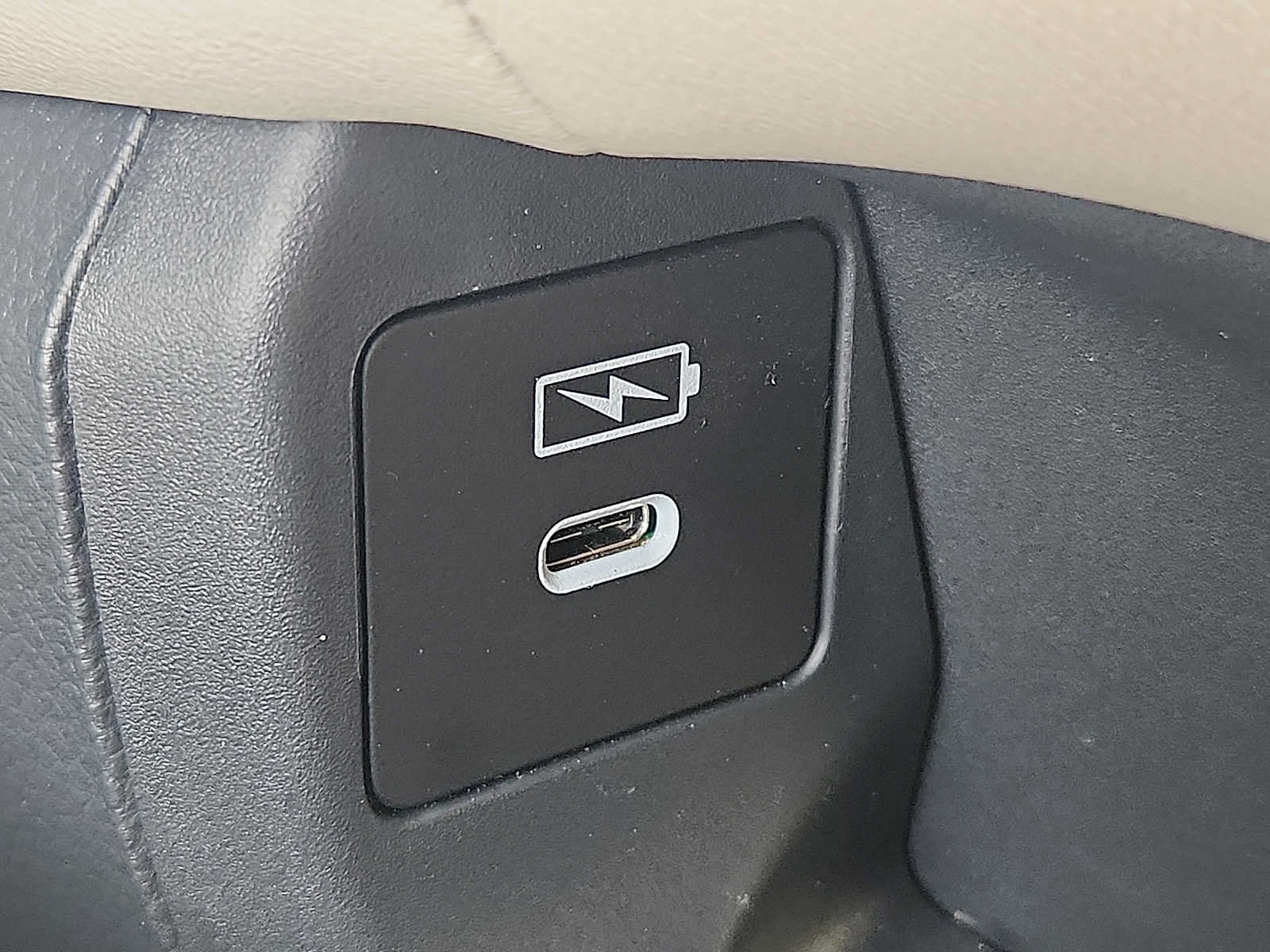 Certified 2026 Honda HR-V LX image 26