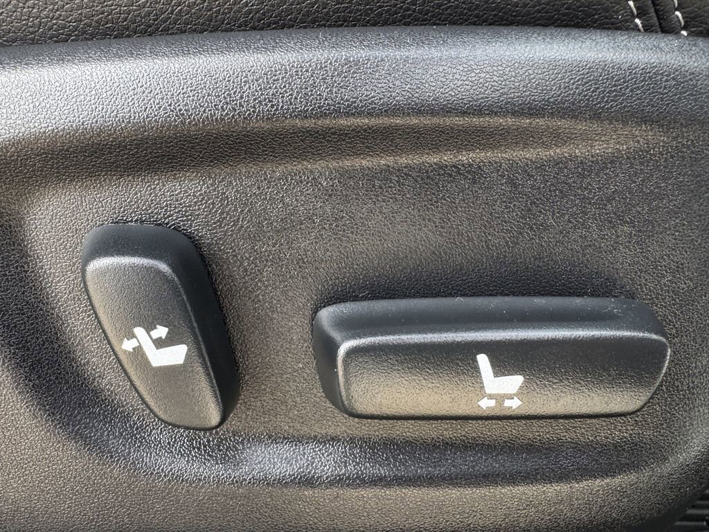 Used 2024 Toyota 4Runner SR5 Premium w/ Moonroof Package image 29