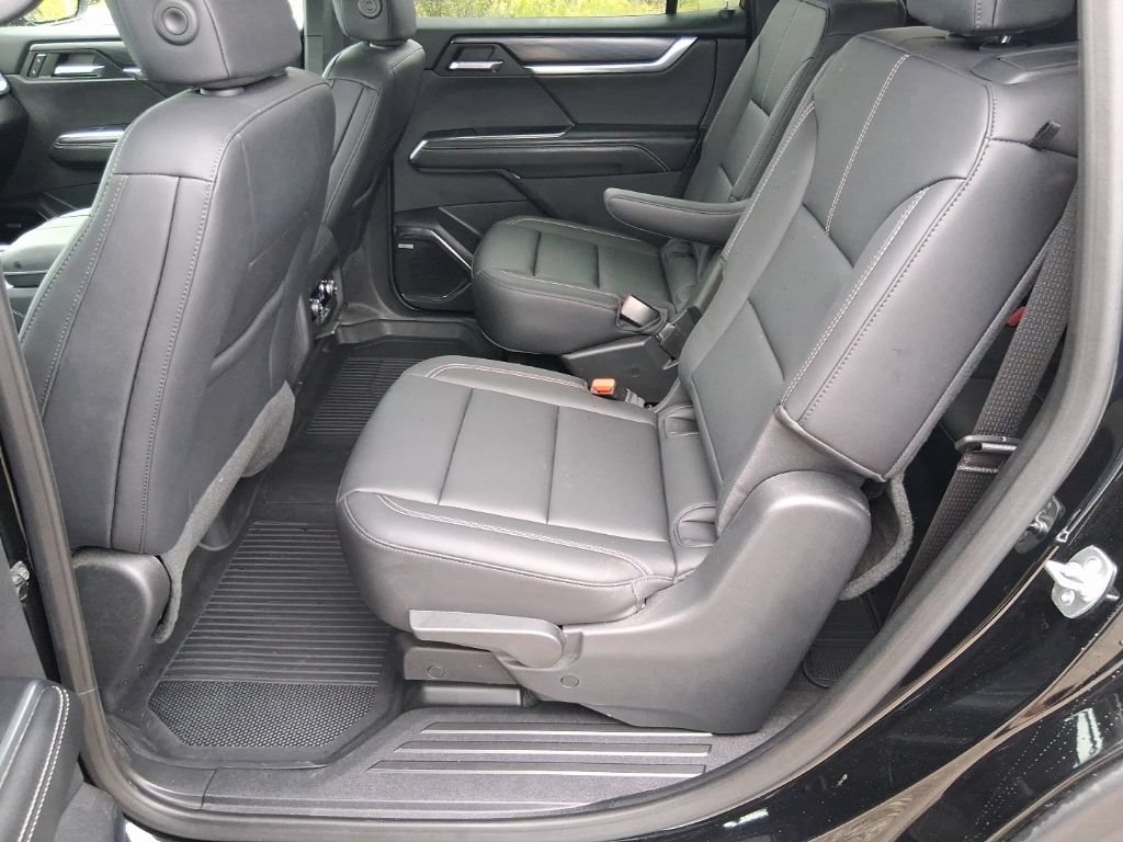Used 2024 GMC Acadia Elevation w/ Trailering Package AWD/4WD image 23