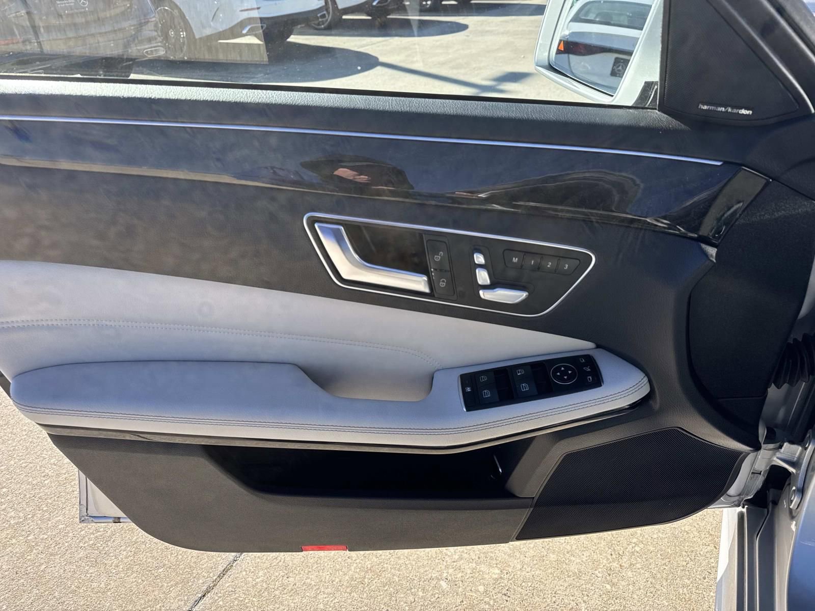 Used 2016 Mercedes-Benz E 250 Sedan image 18