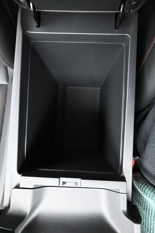 New 2026 Nissan Sentra SR w/ SR Premium Package FWD image 21