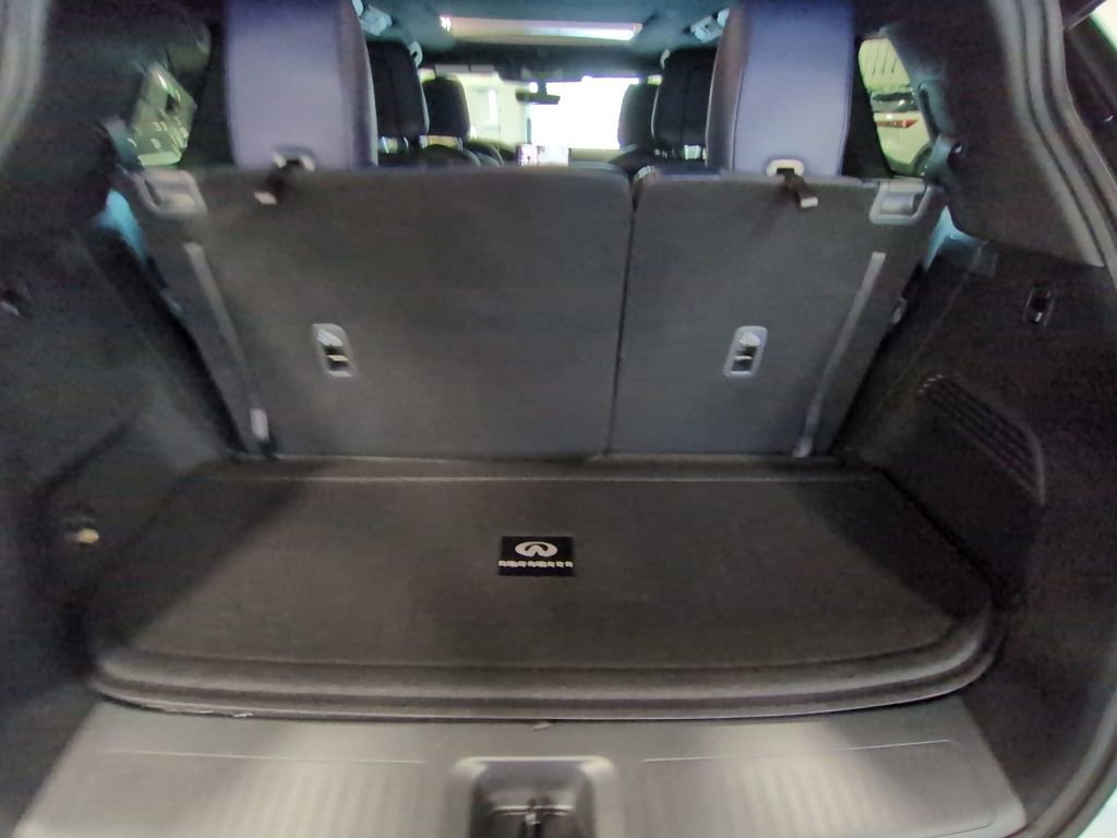 New 2026 INFINITI QX60 Sport w/ Dark Cargo Package image 29