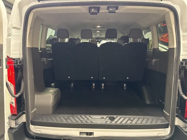 Used 2024 Ford Transit 350 XLT RWD image 17