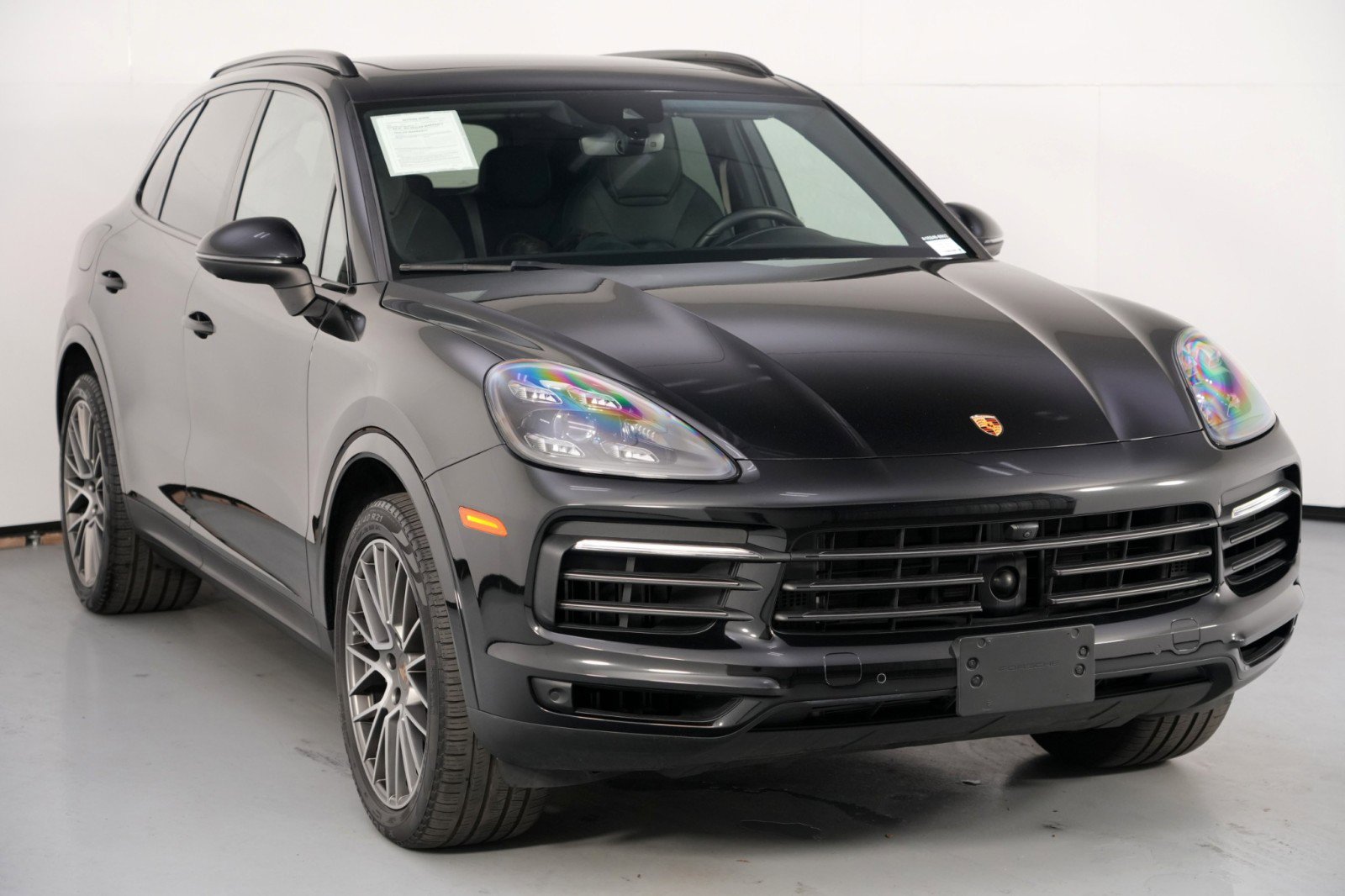 Used 2023 Porsche Cayenne S Platinum image 55