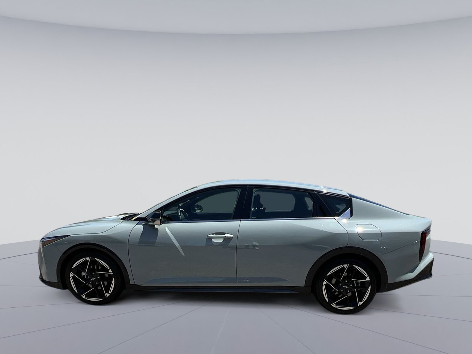 Used 2025 Kia K4 GT-Line FWD image 3