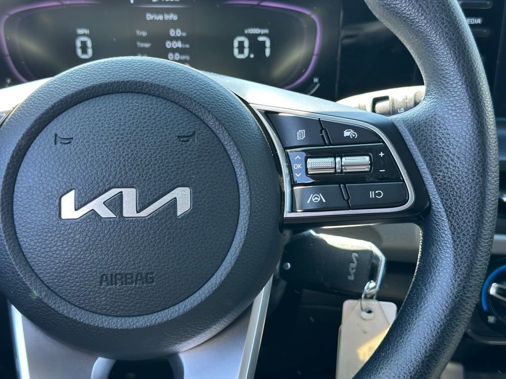 Used 2024 Kia Seltos LX AWD/4WD image 17