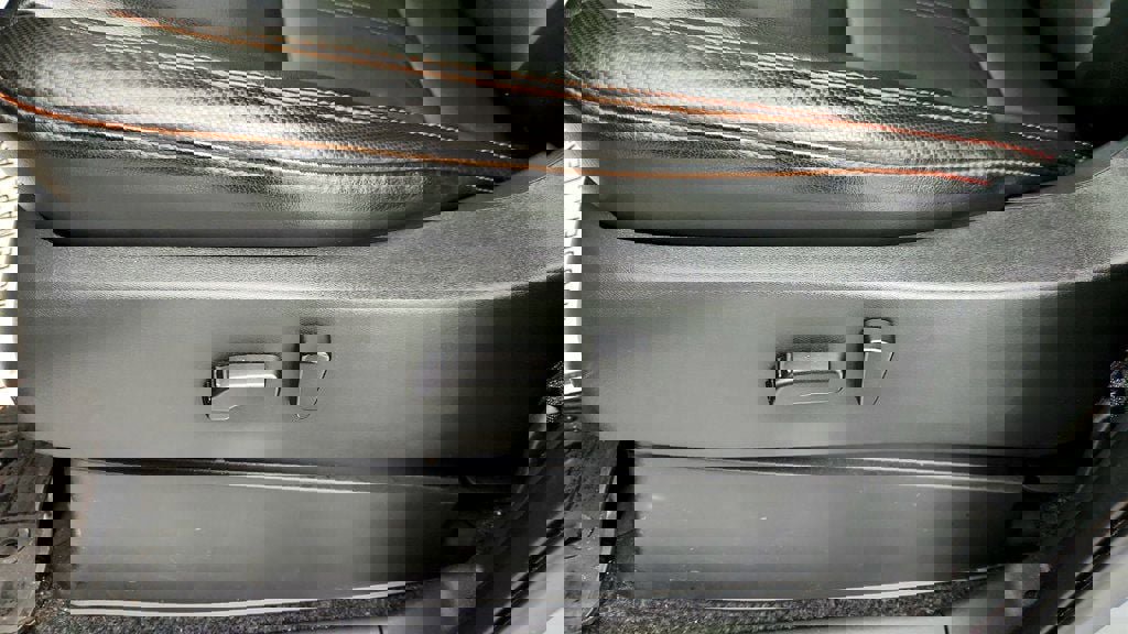 Used 2023 Nissan Frontier PRO-4X w/ Pro-4X Premium Package image 11