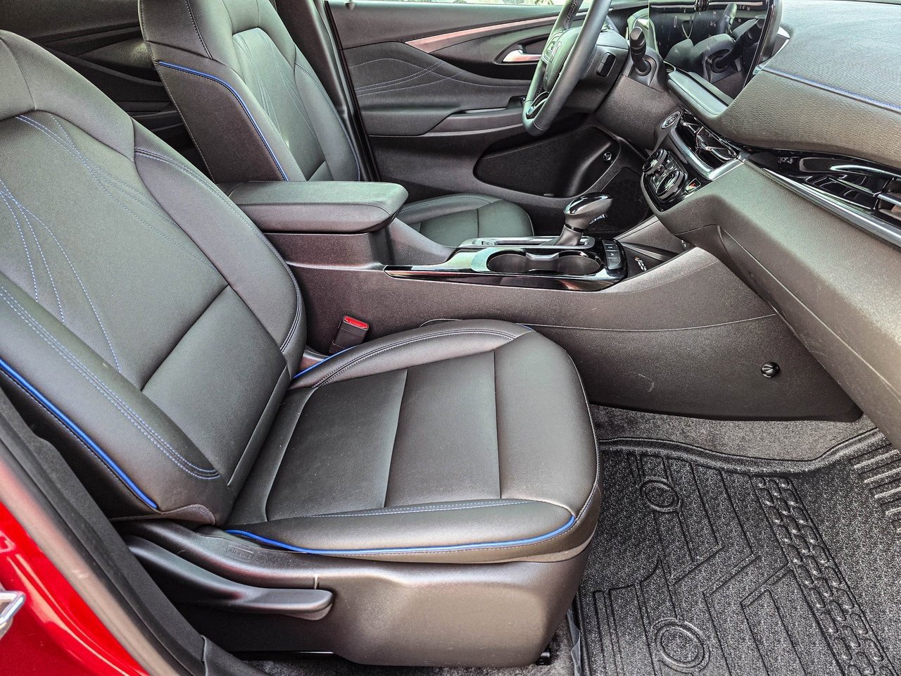 Used 2025 Buick Envista Sport Touring w/ Convenience I Package image 39