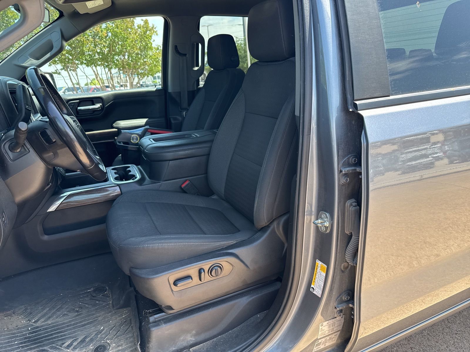 Used 2022 Chevrolet Silverado 1500 LT Trail Boss w/ Safety Package AWD/4WD image 13