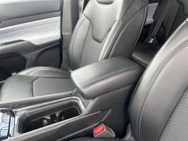 Used 2023 Jeep Compass Latitude w/ Convenience Group AWD/4WD image 20