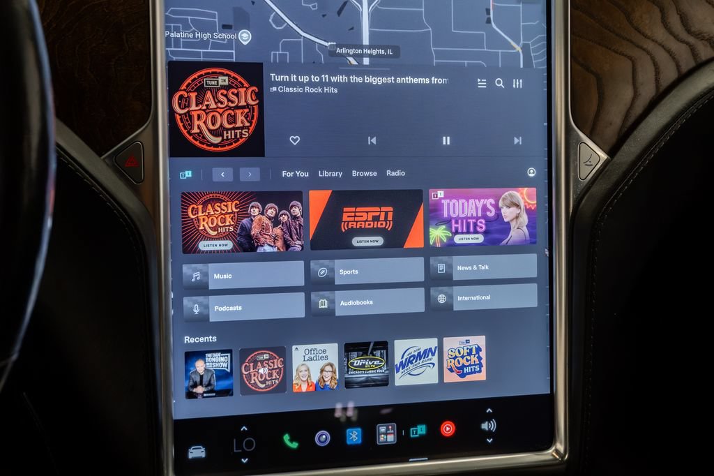 Used 2017 Tesla Model S 100D AWD/4WD image 18