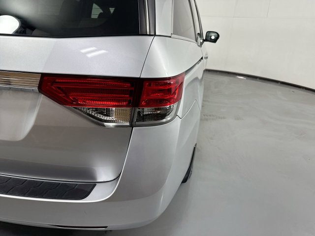 Used 2015 Honda Odyssey EX image 30
