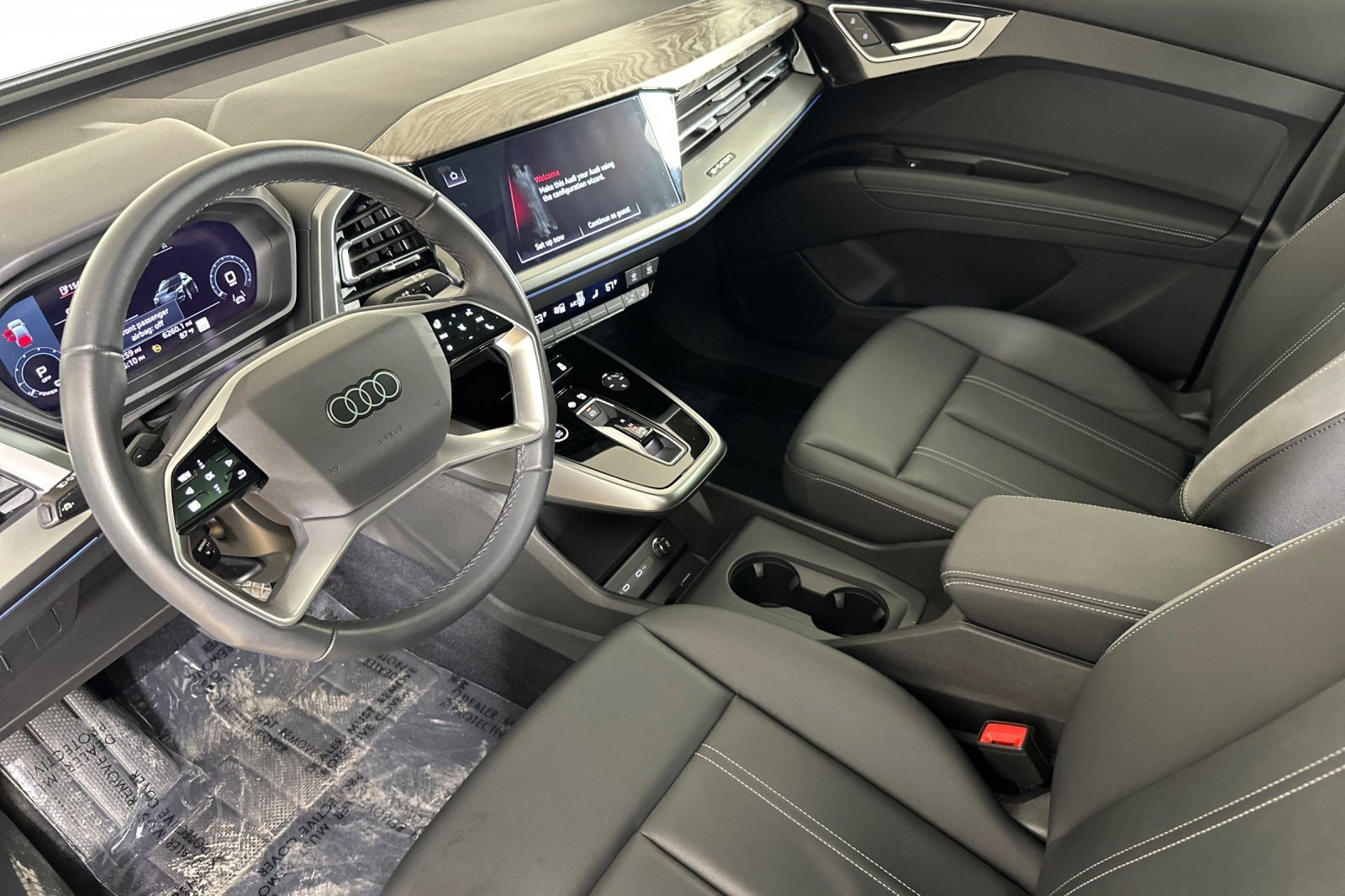 Certified 2023 Audi Q4 e-tron Premium Plus w/ Premium Plus AWD/4WD image 9