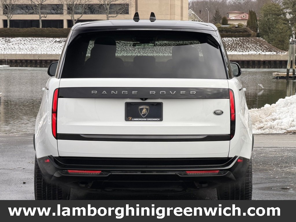 Used 2022 Land Rover Range Rover SE image 4