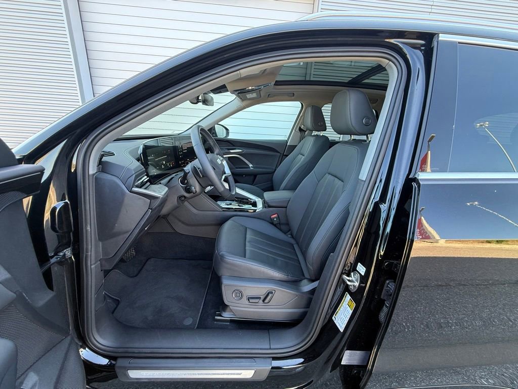 New 2025 Audi Q5 Premium w/ Convenience Package image 16